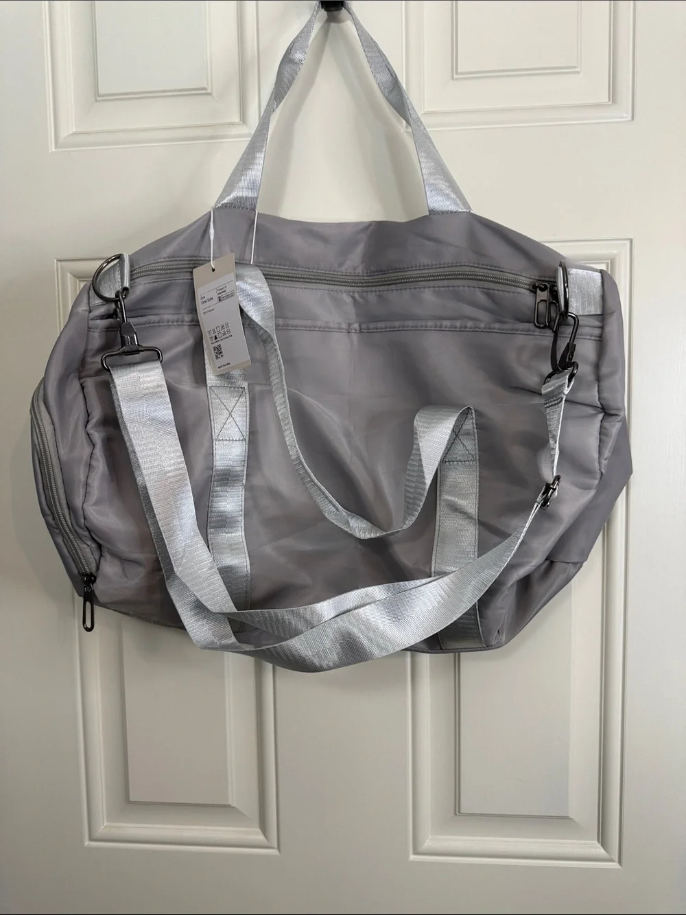 Halara Duffel Bag - Lightweight Travel & Gym Tote